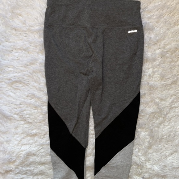 Athletic Works Full Length Asymmetrical Color Block Leggings, Size M - Picture 5 of 12